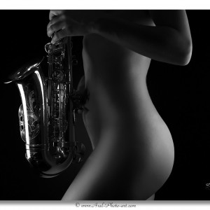 sensuelle saxophoniste 2